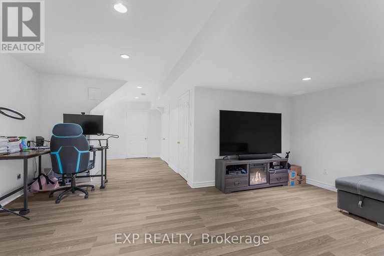 28620331/44-tobermory-crescent/morgans-grantsouth-march/ottawa/ontario/K2K3M4_25