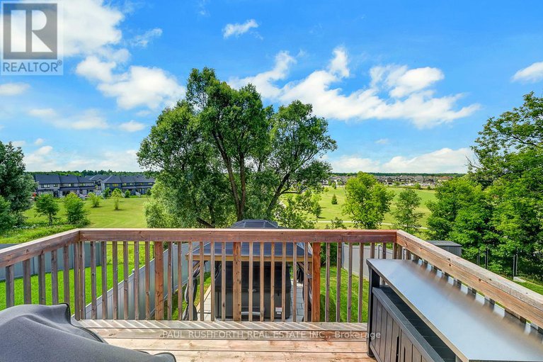 28592646/568-knotridge-street/mer-bleuebradley-estatesanderson-park/ottawa/ontario/K1W0M2_26