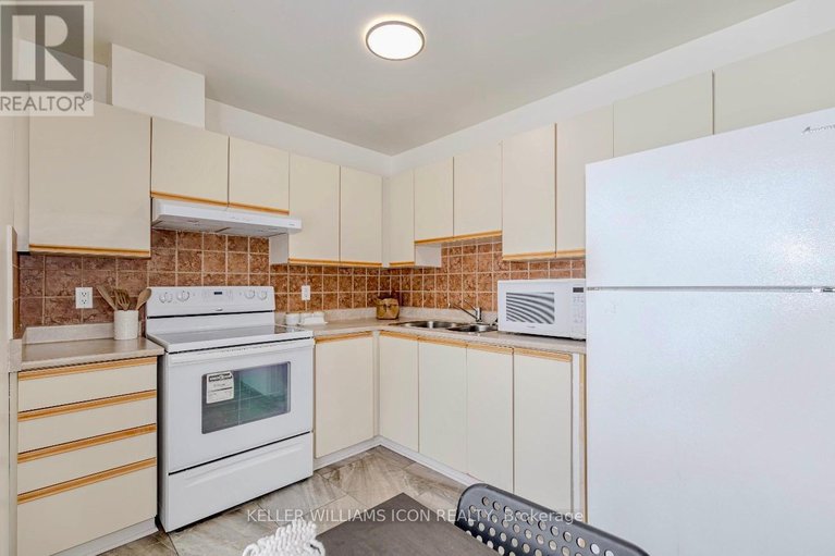 29292675/8-104-mcdermot-court/katimavik/ottawa/ontario/K2L3V2_4