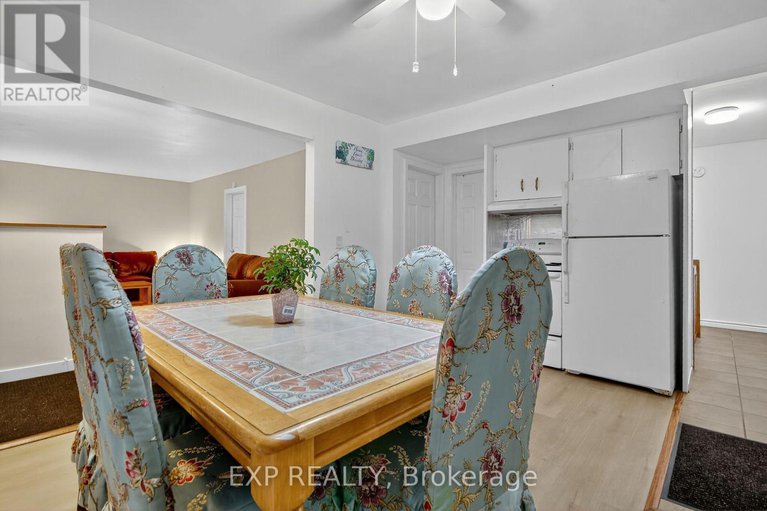 29318252/41-hwy-5-w-street/morrisburg/south-dundas/ontario/K0C1X0_6