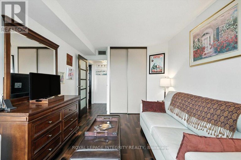 28623430/1603-1500-riverside-drive/riverview-park/ottawa/ontario/K1G4J4_29