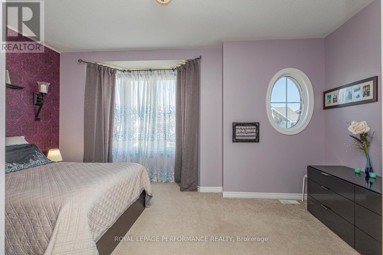 28558182/30-summitview-drive/emerald-meadowstrailwest/ottawa/ontario/K2M2V9_21
