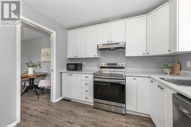 29638877/a-420-moodie-drive/westcliffe-estates/ottawa/ontario/K2H8A6_6