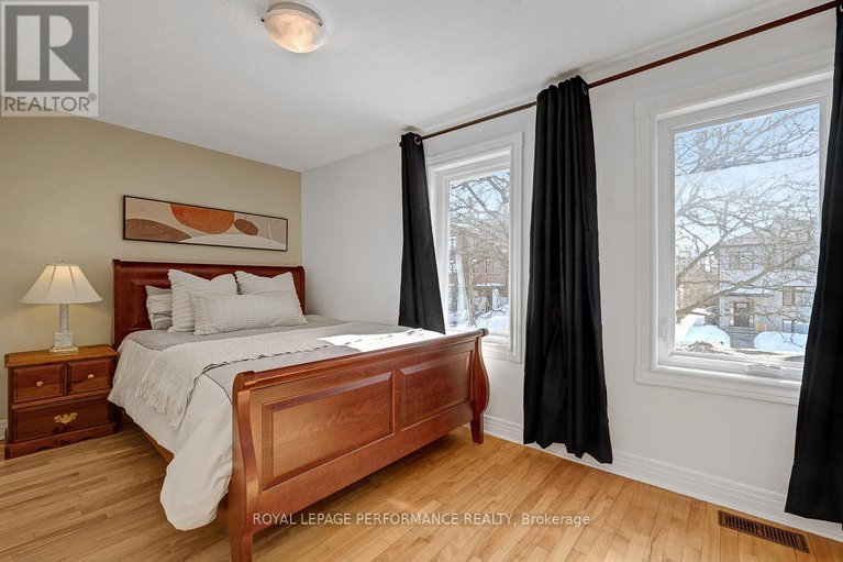 29433009/321-donald-street/overbrookcastle-heights/ottawa/ontario/K1K1M4_18