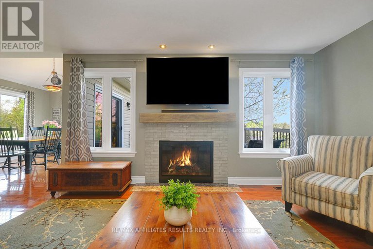 28318962/117-scottwood-grove/dunrobin-shores/ottawa/ontario/K0A1T0_12