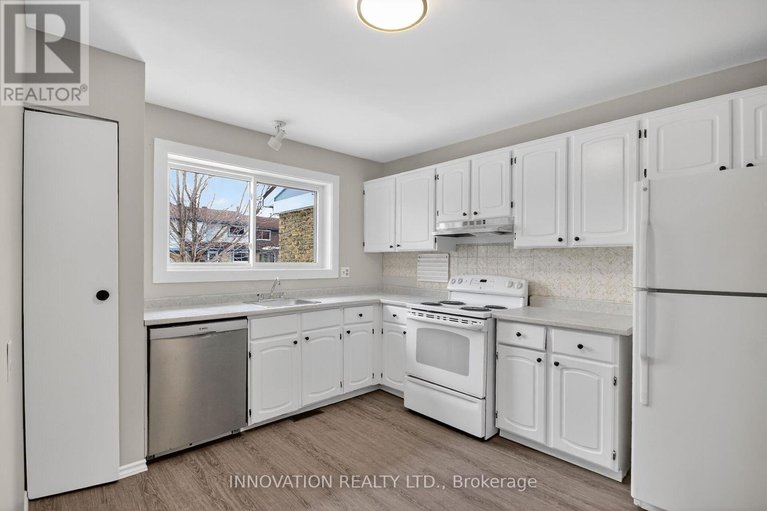 29490132/5-2336-orient-park-drive-e/blackburn-hamlet-south/ottawa/ontario/K1B4N5_21