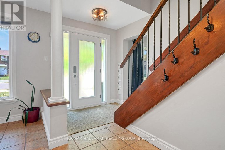 28915575/3243-southgate-road/south-keys/ottawa/ontario/K1V7Y2_15