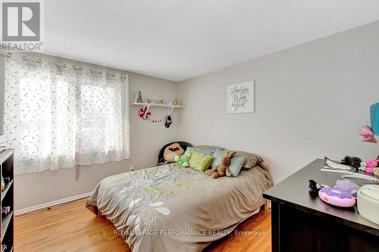 29472801/122-post-road/glencairnhazeldean/ottawa/ontario/K2L1L2_15