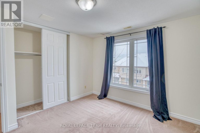 29240132/7-176-paseo-private/centrepointe/ottawa/ontario/K2G4N7_22