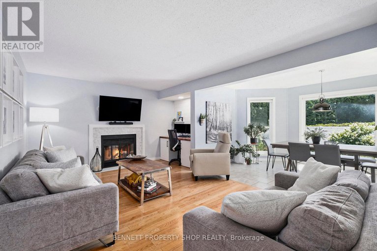 28777333/778-montcrest-drive/fallingbrookridgemount/ottawa/ontario/K4A2M6_6