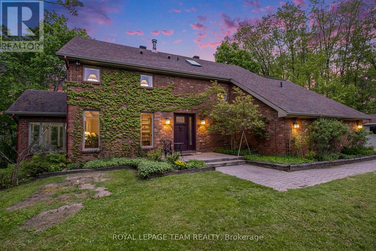 28446452/2259-fitzroy-street/fitzroy/ottawa/ontario/K0A1X0_3