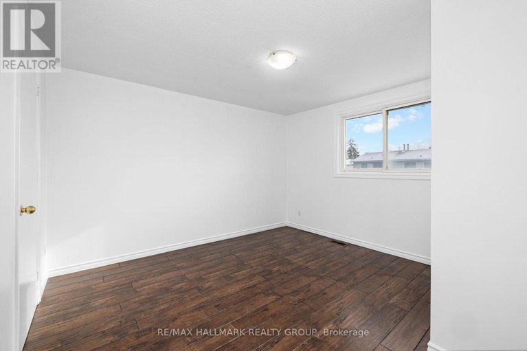 29173642/c-1458-heatherington-road/heron-gateindustrial-park/ottawa/ontario/K1V6S1_20