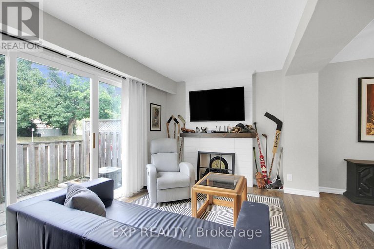 28739048/83-hadley-circle/bells-corners/ottawa/ontario/K2H7Z8_9
