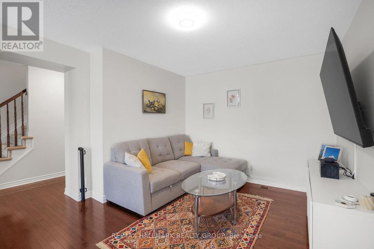 29013380/110-sunshine-crescent/notting-hillsummerside/ottawa/ontario/K4A0V3_9