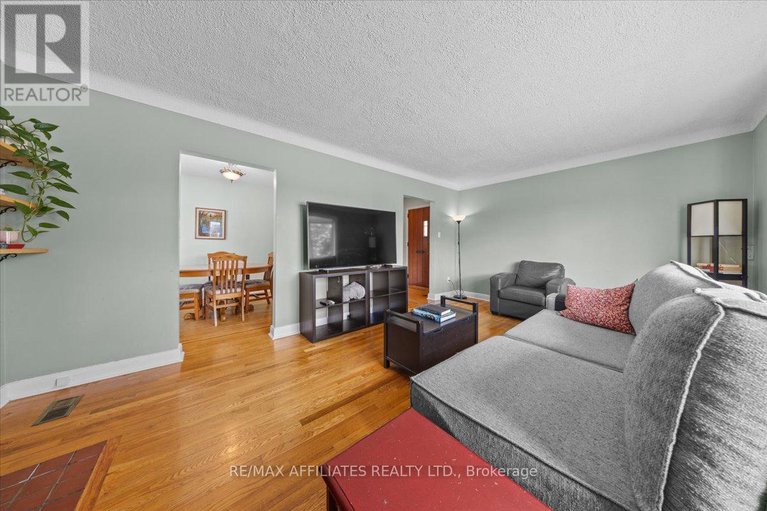 28777178/1490-laperriere-avenue/carlington/ottawa/ontario/K1Z7S9_7