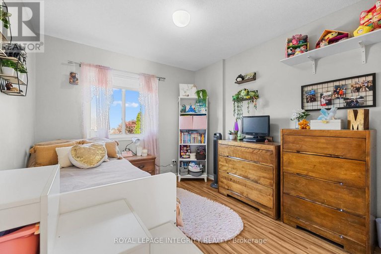 29209595/13-banchory-crescent/morgans-grantsouth-march/ottawa/ontario/K2K2V4_23