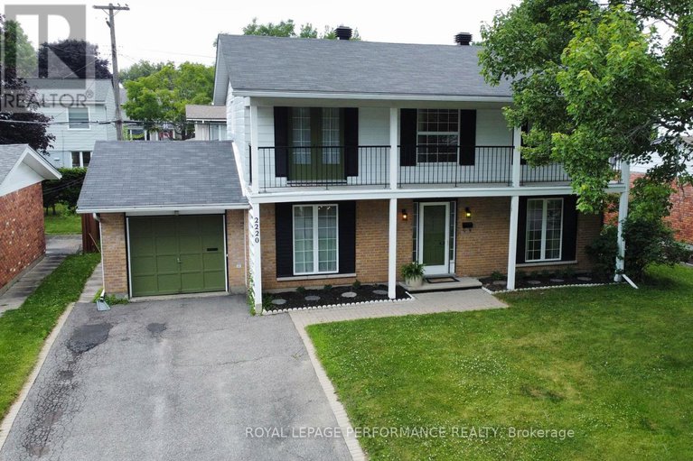 28570565/2220-quinton-street/urbandale-acres/ottawa/ontario/K1H6V3_32