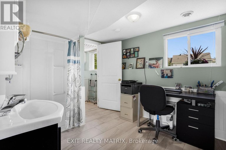 28856294/93-montpetit-street/champlain-twp/champlain/ontario/K0B1K0_16