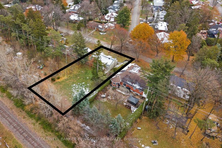 29133192/1914-norwood-avenue/faircrest-heights/ottawa/ontario/K1H5K6_31