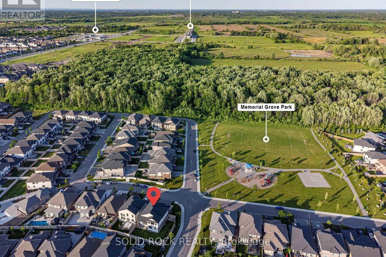 28518234/326-memorial-grove/riverside-southgloucester-glen/ottawa/ontario/K1X0C8_47