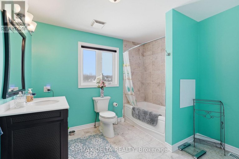 29621923/1820-landry-road/clarencerockland-twp/clarence-rockland/ontario/K0A1N0_37