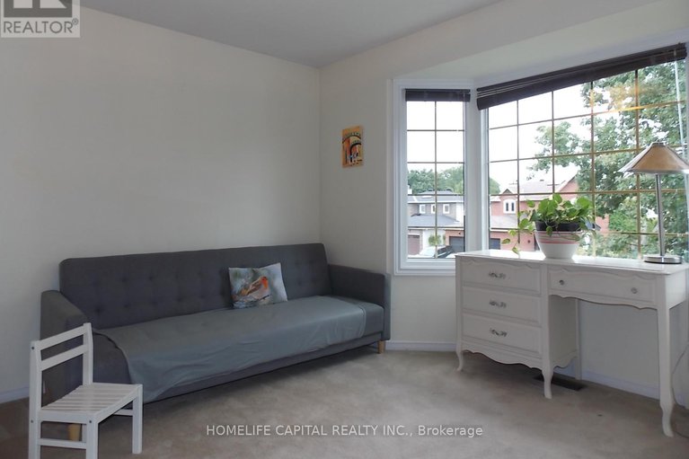 28795568/1804-robinwood-place/chapel-hill/ottawa/ontario/K1C6L4_26