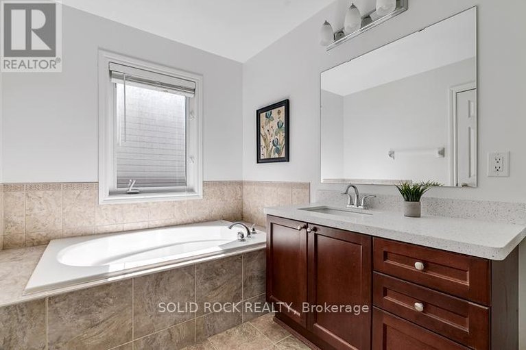 28387655/531-bretby-crescent/cedargrovefraserdale/ottawa/ontario/K2J5P9_25