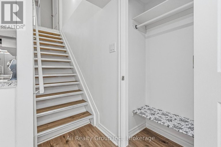 29605093/400-nestleton-street/avalon-east/ottawa/ontario/K4A0W2_20