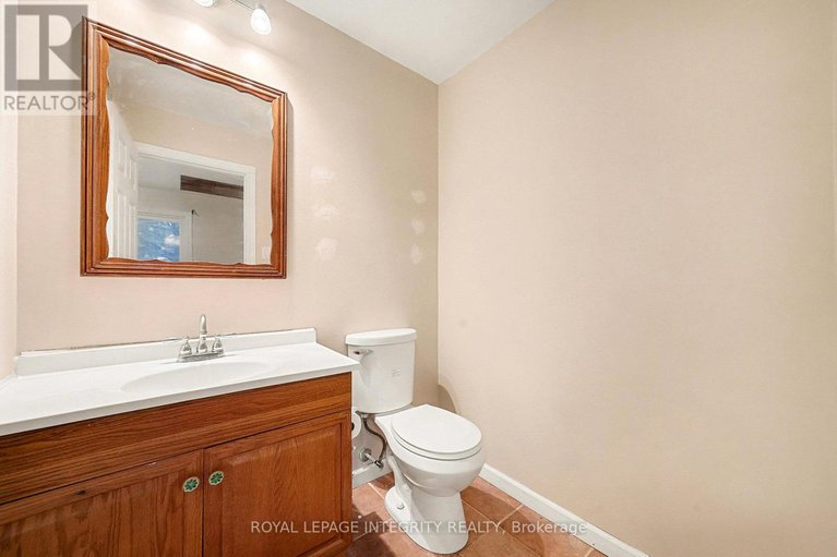 29307758/1160-barnett-drive/cumberland-village/ottawa/ontario/K4C1C7_16