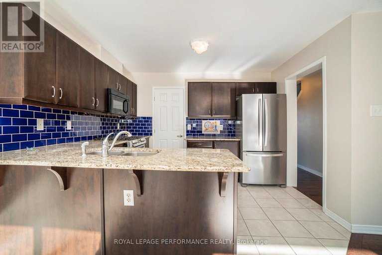 28995605/g-3721-riverbreeze-street/half-moon-bay/ottawa/ontario/K2J0T1_8