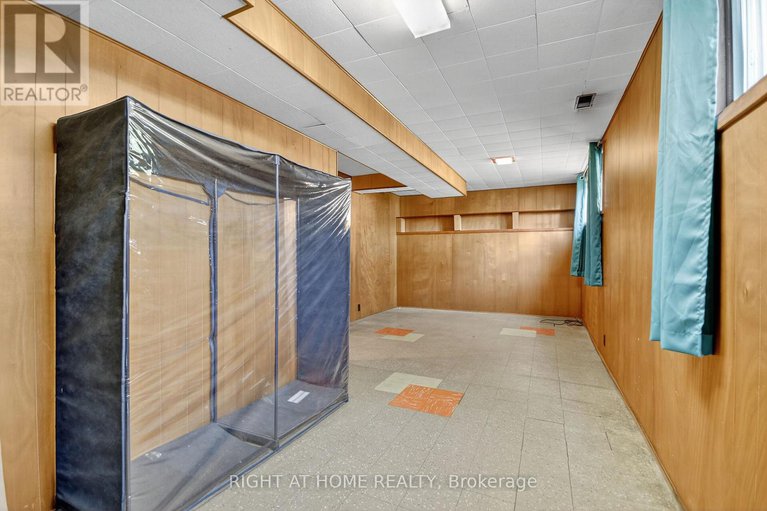28954336/6-higwood-drive/borden-farmstewart-farmcarleton-heightsparkwood-hills/ottawa/ontario/K2E5K7_25