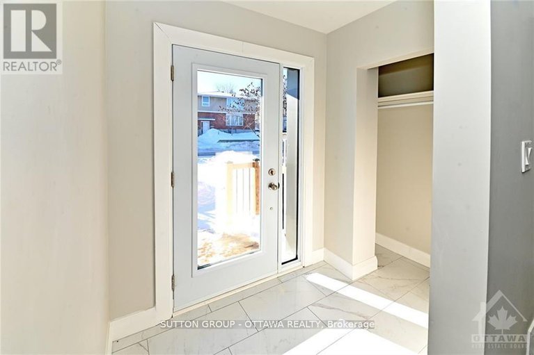 28362036/2675-marie-street/britannia/ottawa/ontario/K2B7E3_6
