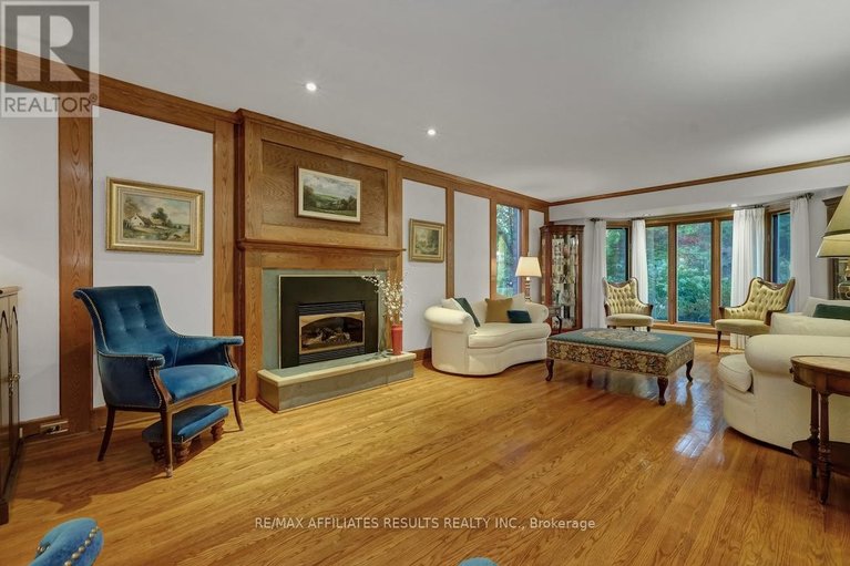 29632363/30-pentland-crescent/beaverbrook/ottawa/ontario/K2K1V5_7