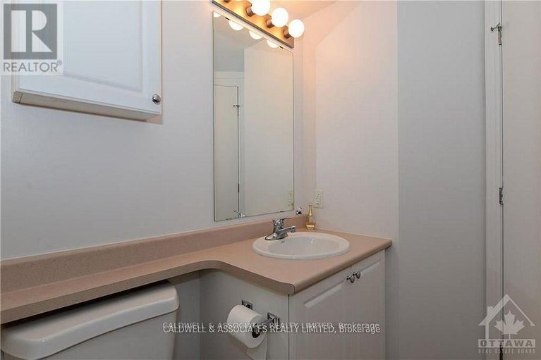 29336713/1012-234-rideau-street/sandy-hill/ottawa/ontario/K1N0A9_16