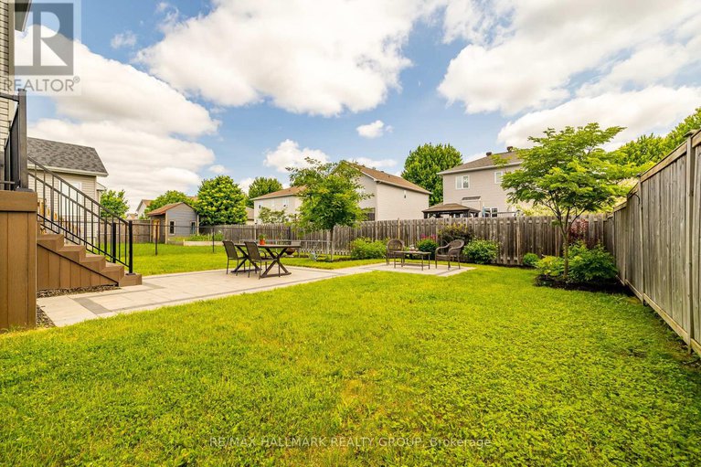 28347410/87-cobblestone-drive/village-of-russell/russell/ontario/K4R0B2_50