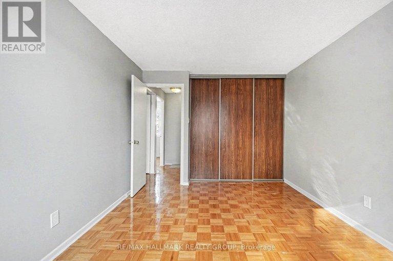 29341277/55-7846-jeanne-darc-boulevard/convent-glen-north/ottawa/ontario/K1C2E9_19