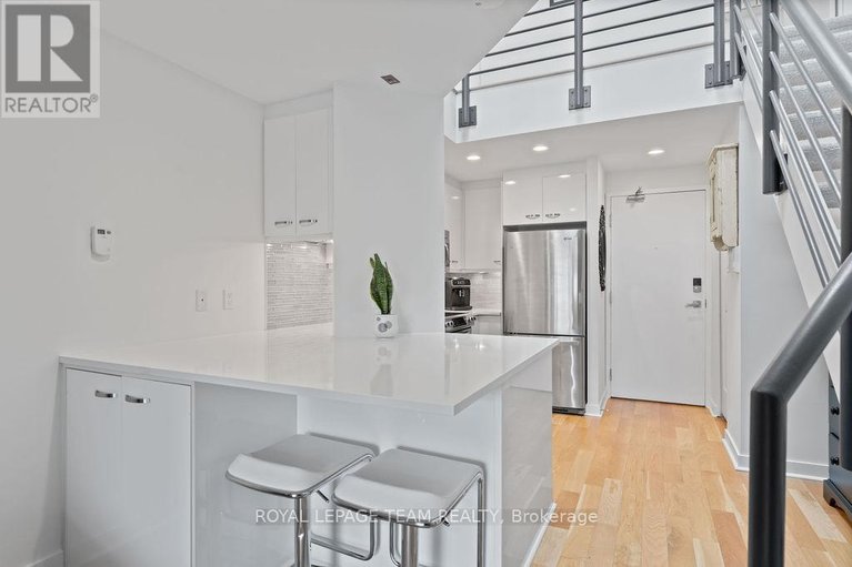 29571957/26-202-st-patrick-street/lower-townbyward-market/ottawa/ontario/K1N5K3_8