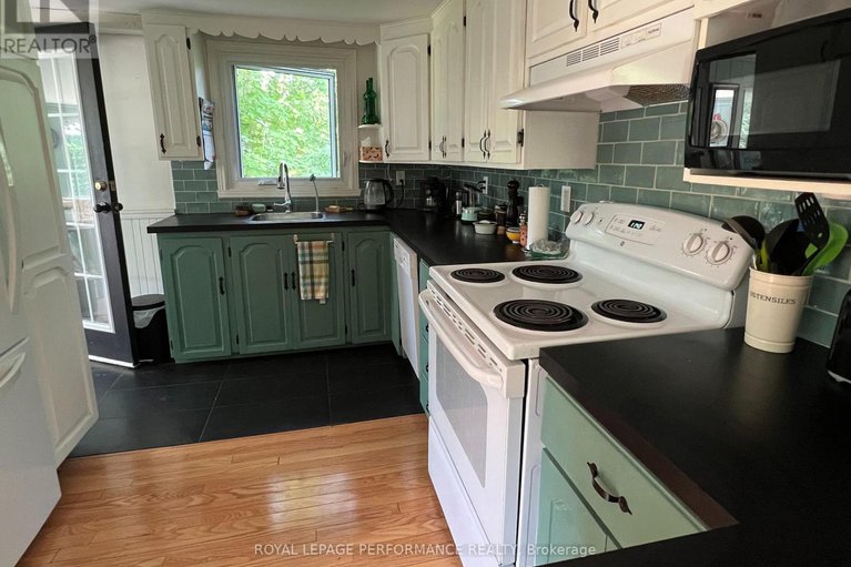 28586204/20156-beaupre-road/south-glengarry-charlottenburgh-twp/south-glengarry/ontario/K0C1L0_12