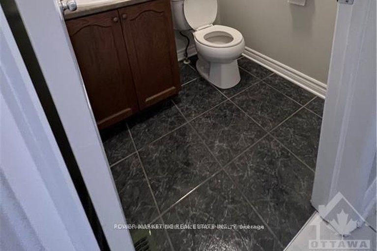 29319586/270-mica-crescent/town-of-rockland/clarence-rockland/ontario/K4K0E2_22