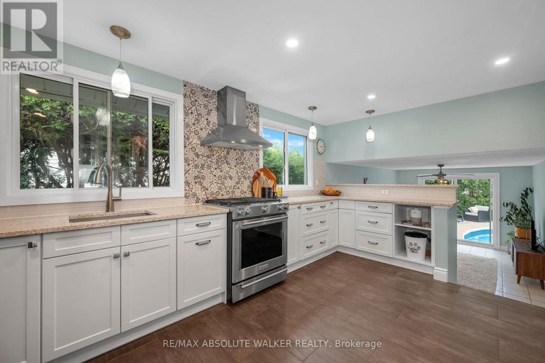 28463619/1881-greenacre-crescent/beacon-hill-south/ottawa/ontario/K1J6S7_10