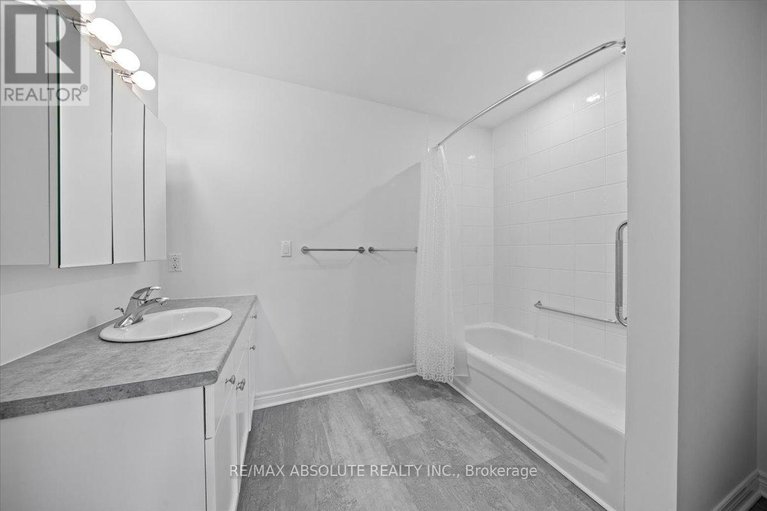 28502090/142-lees-avenue/ottawa-east/ottawa/ontario/K1S0C3_20