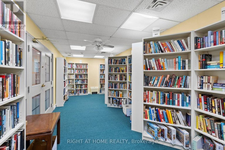 29024112/703-136-darlington-private-se/hunt-clubwestern-community/ottawa/ontario/K1V0X6_32