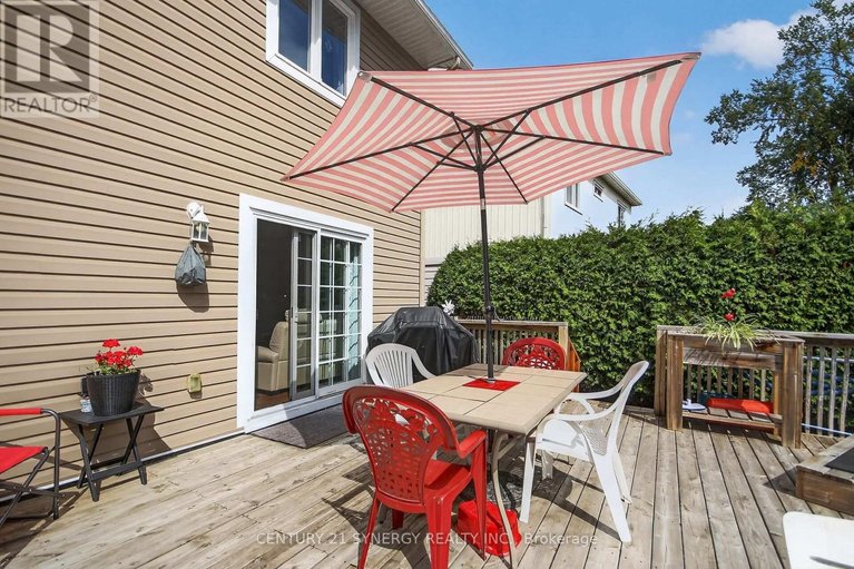 29596535/61-fieldgate-drive/knollsbrook/ottawa/ontario/K2J1V3_32