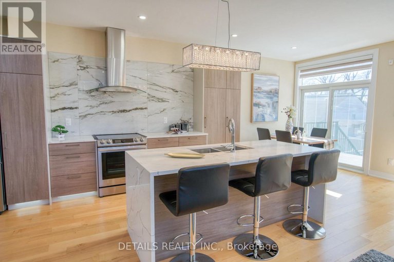 29664784/992-baseline-road-e/city-viewskylinefisher-heightsparkwood-hills/ottawa/ontario/K2C0A5_18