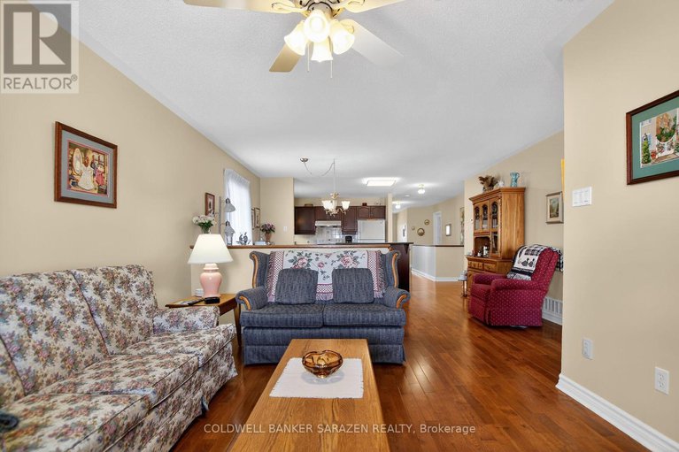 29395001/9-fieldcrest-avenue/longfields/ottawa/ontario/K2J4W7_18