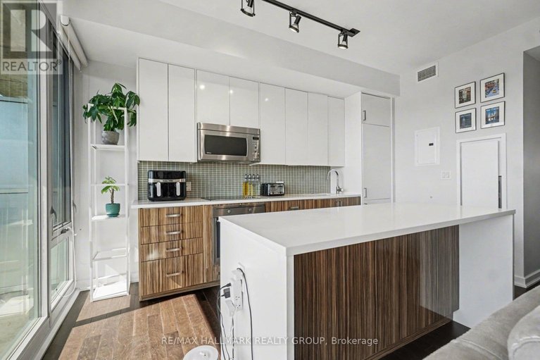 29618914/1208-300-lisgar-street/ottawa-centre/ottawa/ontario/K2P0E2_5