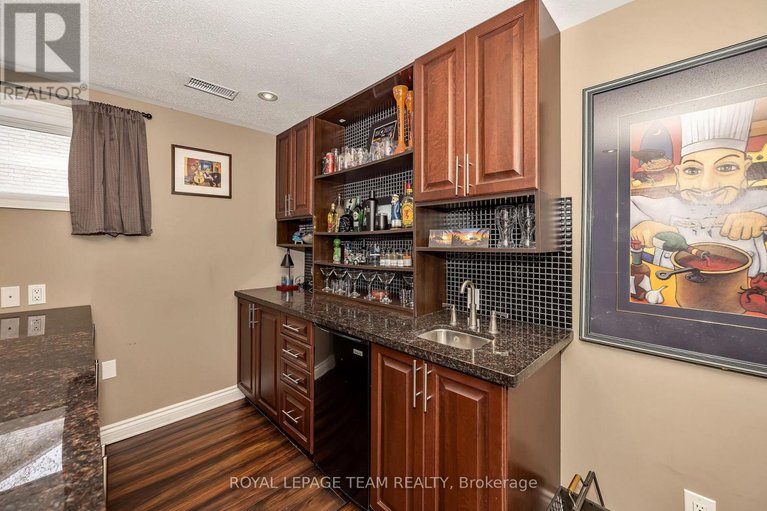 29675981/7067-donwel-drive/greely/ottawa/ontario/K4P1M7_35