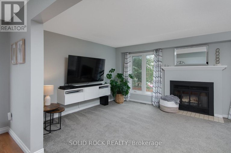 28302487/5-weybridge-drive/cedargrovefraserdale/ottawa/ontario/K2J4A1_15