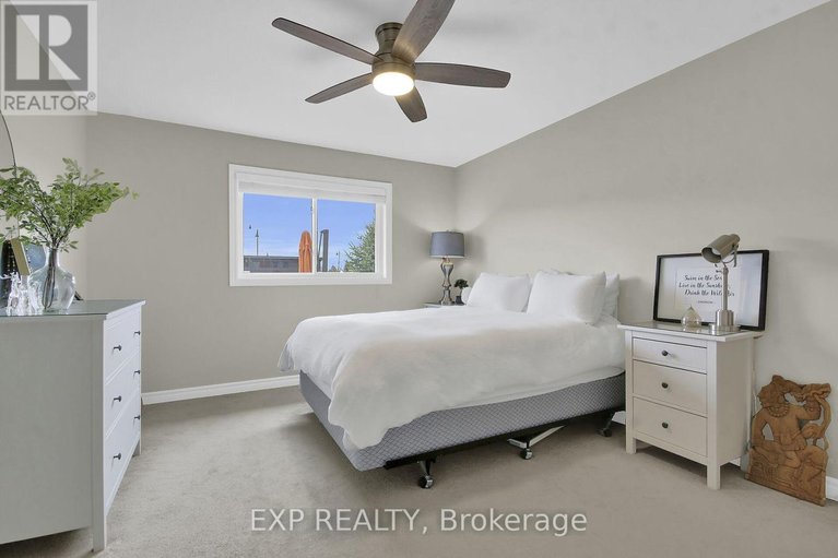 29685319/374-honeyborne-street/mississippi-mills-ramsay-twp/mississippi-mills/ontario/K0A1A0_20