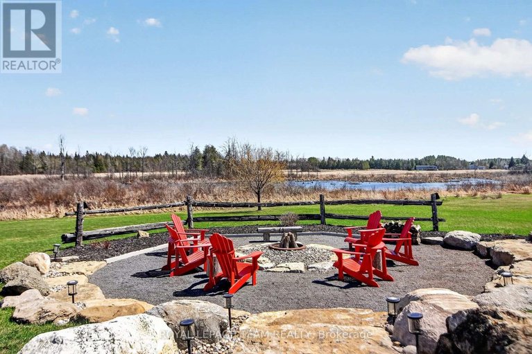 29640986/375-johnny-porter-drive/beckwith-twp/beckwith/ontario/K0A1B0_4